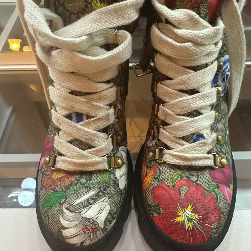 Floral Canvas High-Top Gucci boots